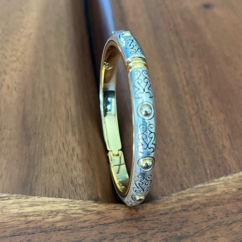 Brighton Aries Two Tone Hinged Bangle Bracelet magnetic closure silver gold - Picture 12 of 13